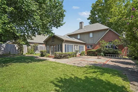 Exterior - 6536 E 85th St, Tulsa, OK 74133 photo 4 of 6