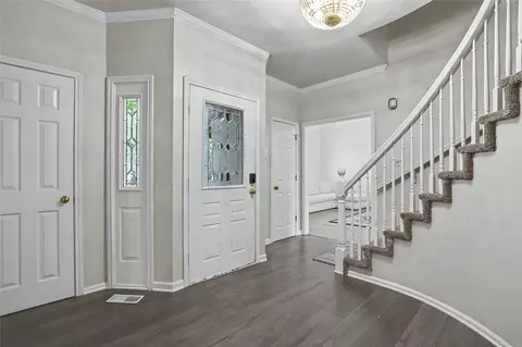 Entry Way - 6536 E 85th St, Tulsa, OK 74133 photo 2 of 2