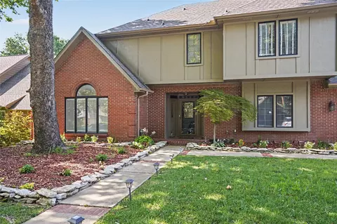 Exterior - 6536 E 85th St, Tulsa, OK 74133 photo 2 of 6