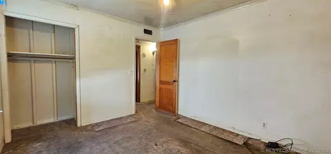 6204 E Latimer Pl, Tulsa, OK 74115 photo 14