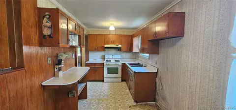 6204 E Latimer Pl, Tulsa, OK 74115 photo 7