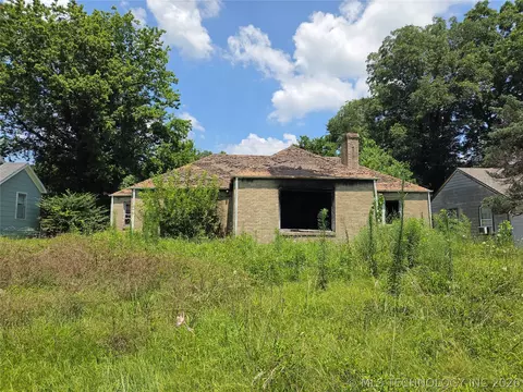 2650 Columbus St, Muskogee, OK 74401