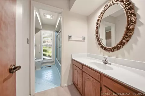 Bath - 4201 E 64th St, Tulsa, OK 74136 photo 1 of 5