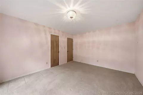 Bedroom - 4201 E 64th St, Tulsa, OK 74136 photo 5 of 7