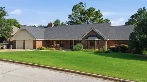 Exterior - 4201 E 64th St, Tulsa, OK 74136 photo 2 of 4