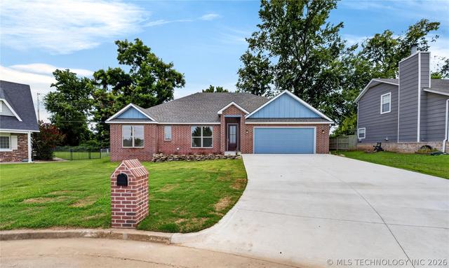 400 W 54th St, Sand Springs, OK 74063