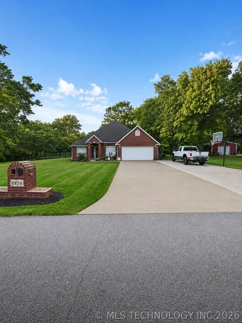 8424 Westway Rd, Tulsa, OK 74131