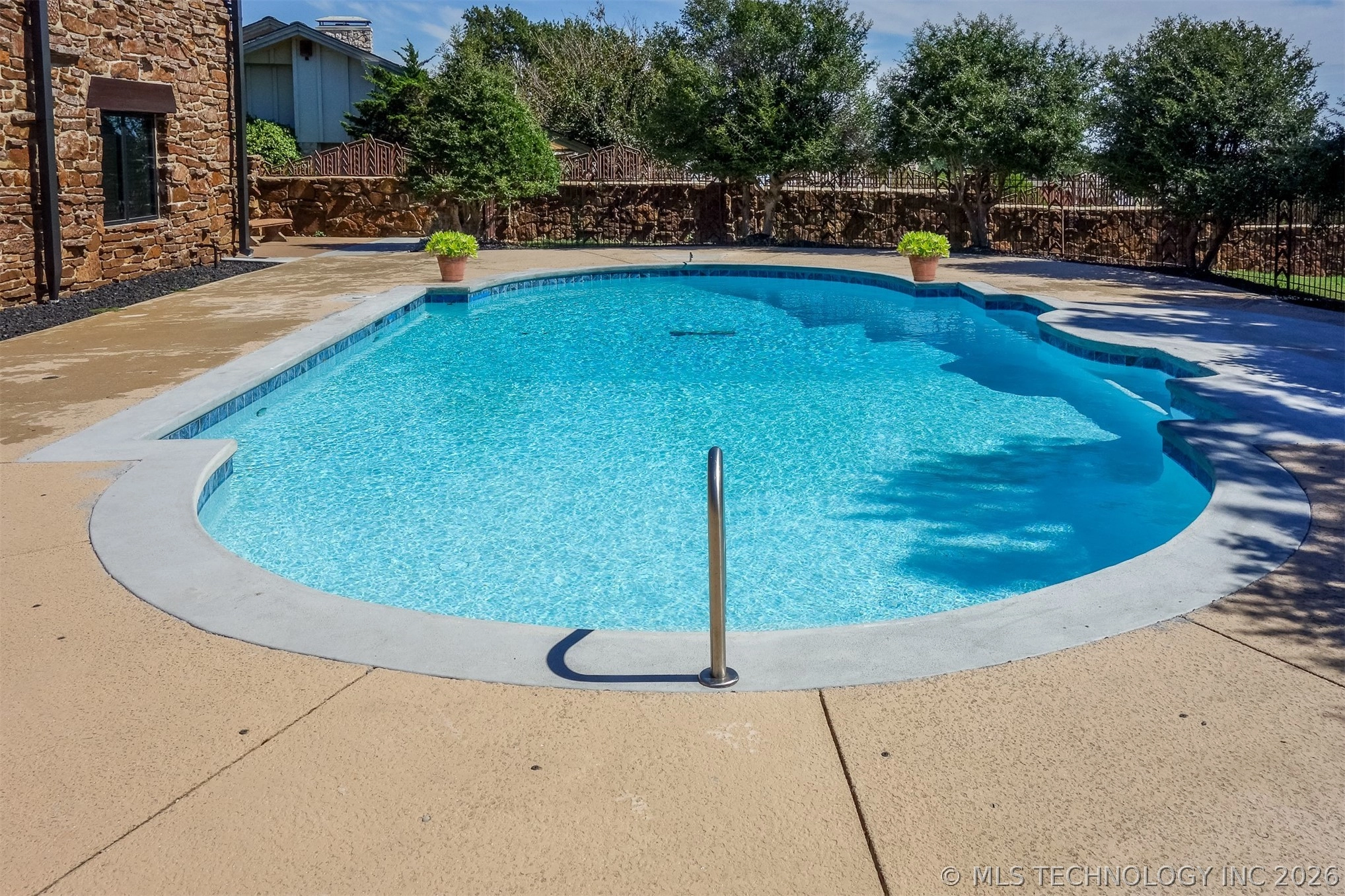 Exterior - 6642 E 60th Pl, Tulsa, OK 74145 photo 13 of 17