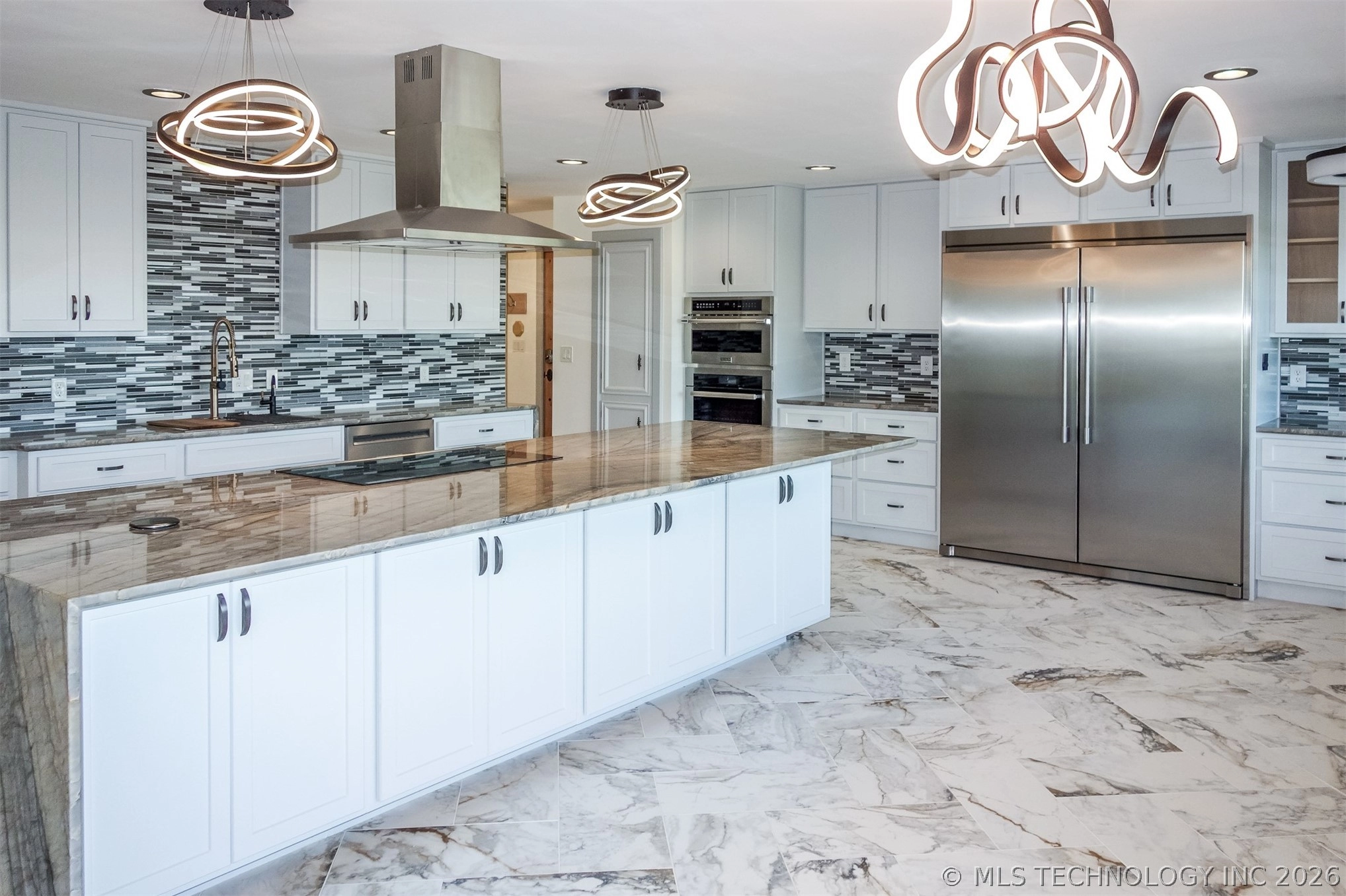 Kitchen - 6642 E 60th Pl, Tulsa, OK 74145 photo 1 of 10