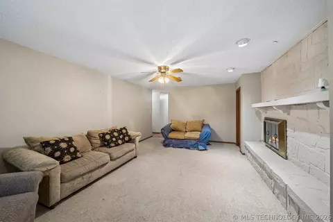 Other - 313 E Angus Avenue 1, Dewey, OK 74029 photo 3 of 10