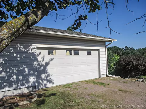 Exterior - 118 Orbit, Sulphur, OK 73086 photo 5 of 8