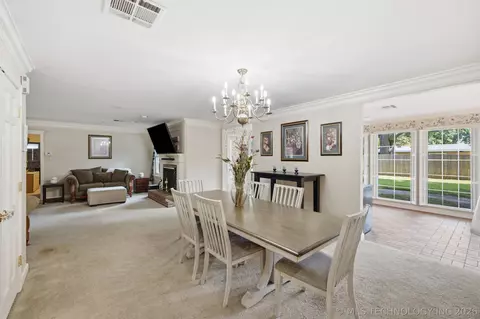 Dining - 1754 E 59th Pl, Tulsa, OK 74105 photo 2 of 2