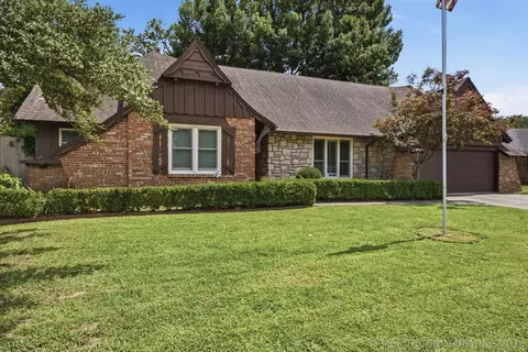 Exterior - 1754 E 59th Pl, Tulsa, OK 74105 photo 3 of 7