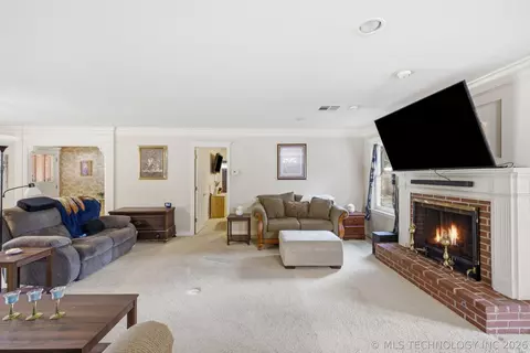Living - 1754 E 59th Pl, Tulsa, OK 74105 photo 3 of 3