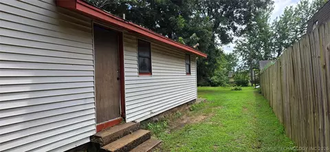 Other - 817 W Moses St, Cushing, OK 74023 photo 7 of 9