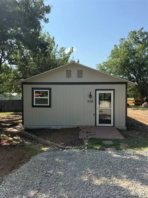 906 S Mckinley, Calera, OK 74730