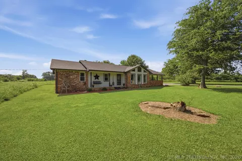 Exterior - 1003 S Chickasaw Ave, Haskell, OK 74436 photo 2 of 8