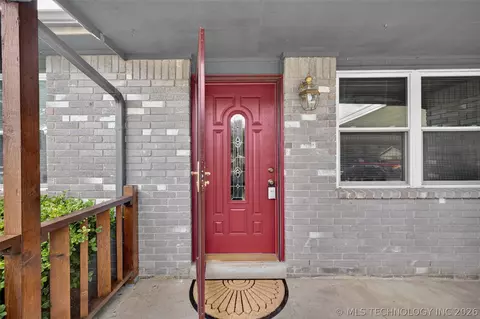Entry Way - 458 E 137th St, Glenpool, OK 74033 photo 1 of 1