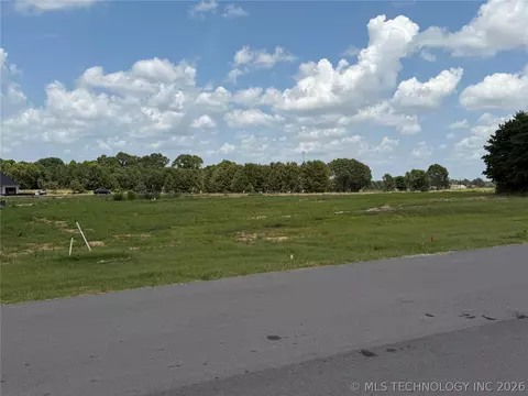 21865 E 138th St, Broken Arrow, OK 74014 photo 2