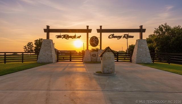 S Ranch Road, Collinsville, OK 74021