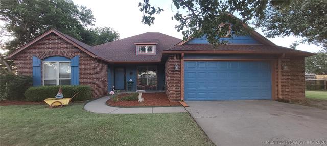 5701 E 144th St N, Collinsville, OK 74021