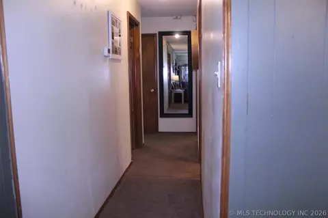 Entry Way - 371126 E 990 Rd, Castle, OK 74833 photo 1 of 1