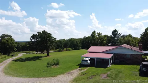 Exterior - 371126 E 990 Rd, Castle, OK 74833 photo 1 of 4