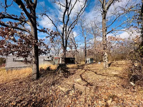 964 Comanche Dr, Eufaula, OK 74432 photo 8