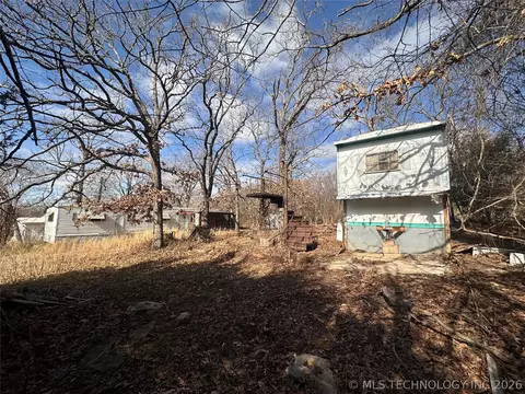 964 Comanche Dr, Eufaula, OK 74432 photo 9