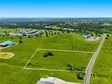 360 Main Pkwy, Tahlequah, OK 74464