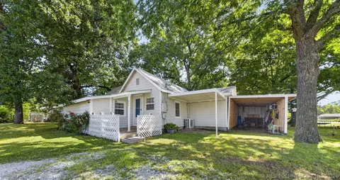 Other - 804 N 4th St, Jay, OK 74346 photo 2 of 10
