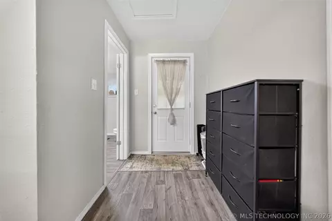 Entry Way - 804 N 4th St, Jay, OK 74346 photo 1 of 1