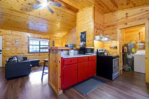 Kitchen - 609 Canoe Rd, Broken Bow, OK 74728 photo 8 of 8