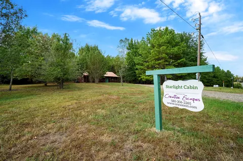 Exterior - 609 Canoe Rd, Broken Bow, OK 74728 photo 18 of 20