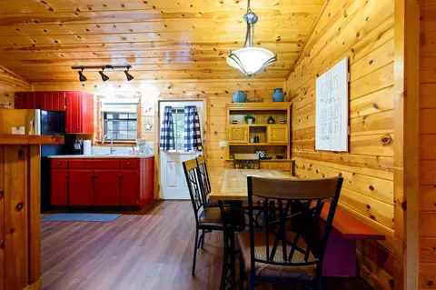 Dining - 609 Canoe Rd, Broken Bow, OK 74728 photo 2 of 4