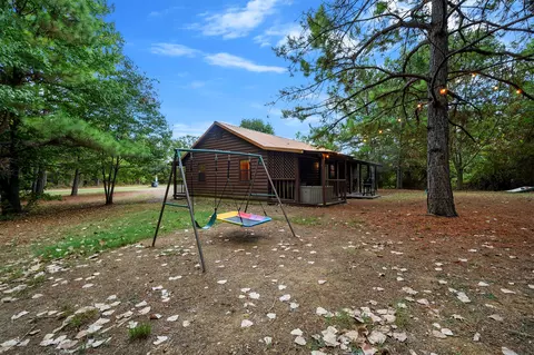 Exterior - 609 Canoe Rd, Broken Bow, OK 74728 photo 16 of 20