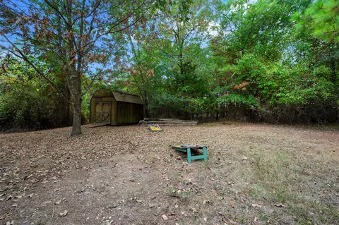 Exterior - 609 Canoe Rd, Broken Bow, OK 74728 photo 14 of 20