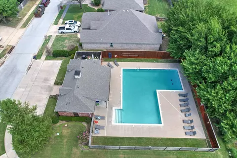 Exterior - 1825 E Laredo St, Broken Arrow, OK 74012 photo 10 of 10