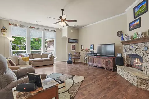 Living - 1825 E Laredo St, Broken Arrow, OK 74012 photo 1 of 3