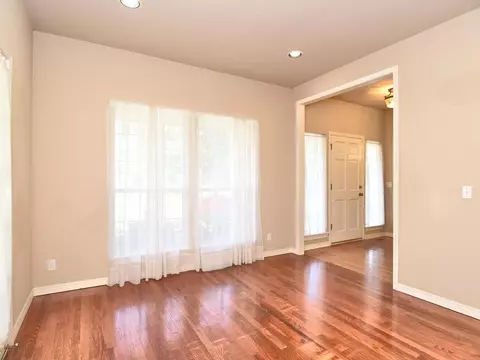 Living - 5117 E 77th St, Tulsa, OK 74136 photo 4 of 8