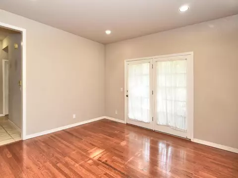 Living - 5117 E 77th St, Tulsa, OK 74136 photo 3 of 8