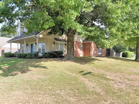 Exterior - 5117 E 77th St, Tulsa, OK 74136 photo 7 of 8