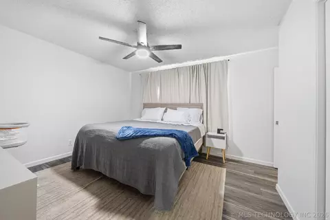 Bedroom - 1370 E 139th Pl, Glenpool, OK 74033 photo 1 of 5