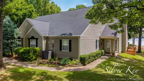 56300 E 287th Road 16, Afton, OK 74331