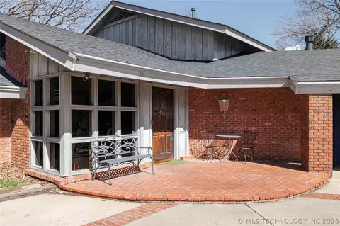 2100 N Star Ct, Bartlesville, OK 74006