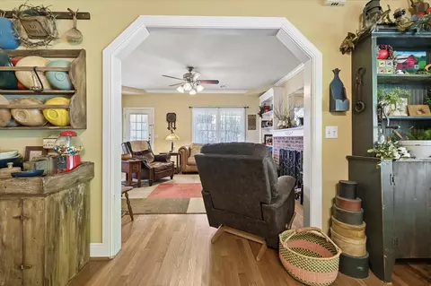 Entry Way - 2115 E 17th Pl, Tulsa, OK 74104 photo 2 of 3