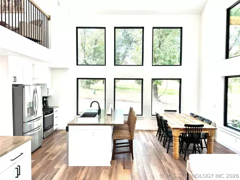 Dining - 119402 S 4214 Loop, Eufaula, OK 74432 photo 2 of 3