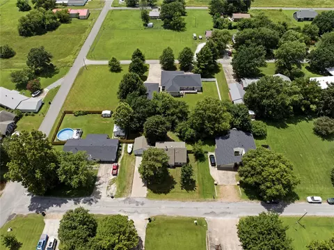View/Area - 1502 N 3rd Ave, Warner, OK 74469 photo 3 of 4