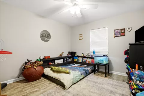 Bedroom - 1502 N 3rd Ave, Warner, OK 74469 photo 4 of 7