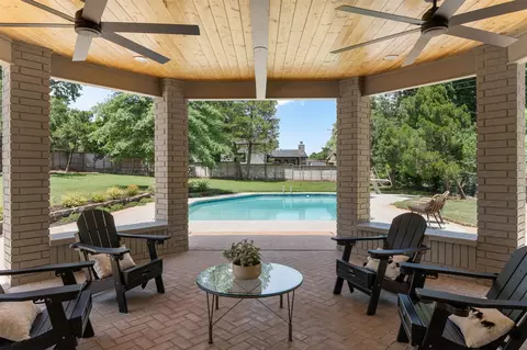 Exterior - 2819 E 37th Pl, Tulsa, OK 74105 photo 2 of 15